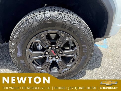 Used 2024 GMC Canyon Elevation w/ Trailering Package AWD/4WD image 34