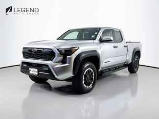Used 2024 Toyota Tacoma TRD Off-Road w/ TRD Off Road Upgrade Package AWD/4WD video 1