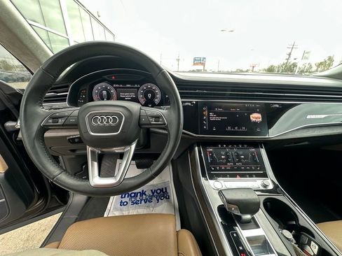 Used 2019 Audi Q8 Prestige w/ Luxury Package image 12