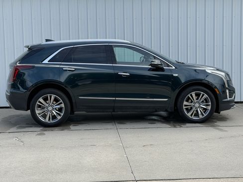 Certified 2025 Cadillac XT5 Premium Luxury AWD/4WD image 3