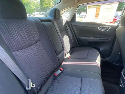 Used 2019 Nissan Sentra SV FWD image 25