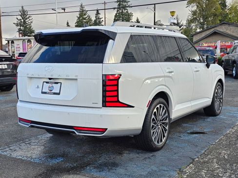 Used 2026 Hyundai Palisade Calligraphy image 7