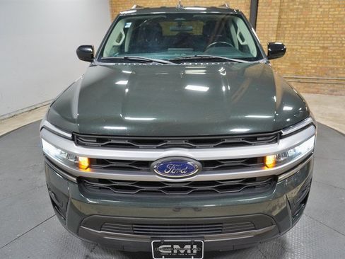 Used 2022 Ford Expedition XL AWD/4WD image 5