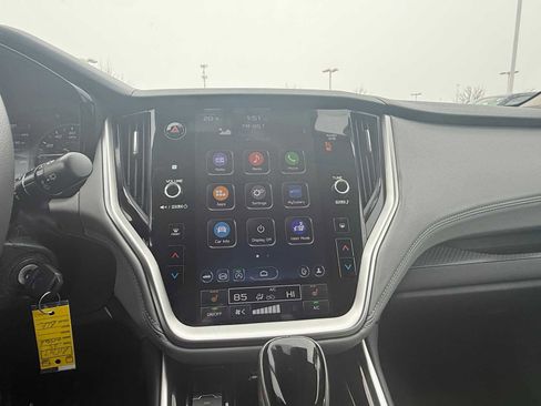 Certified 2025 Subaru Outback Premium w/ Popular Package #1A image 23