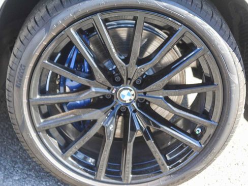 New 2026 BMW X5 M60i image 10