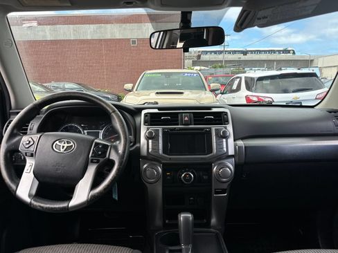 Used 2015 Toyota 4Runner SR5 RWD image 13