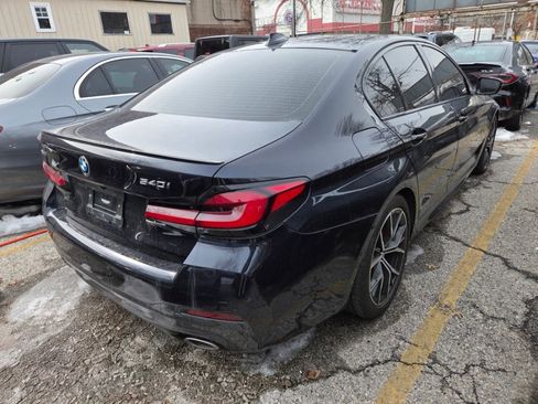 Used 2023 BMW 540i xDrive w/ M Sport Package image 4