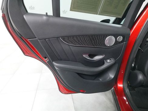 Used 2018 Mercedes-Benz GLC 300 4MATIC image 26