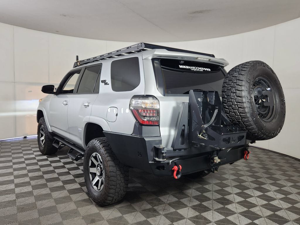 Used 2021 Toyota 4Runner TRD Off-Road Premium w/ Moonroof Package AWD/4WD image 5