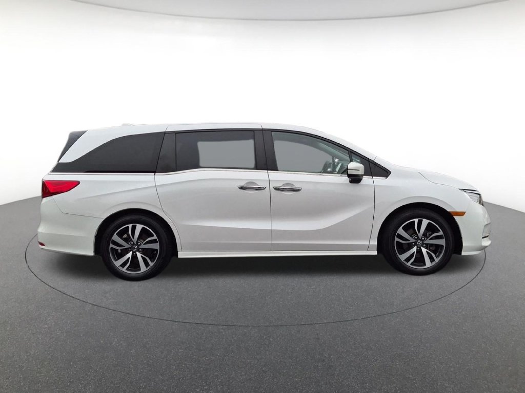 Used 2024 Honda Odyssey Touring image 4
