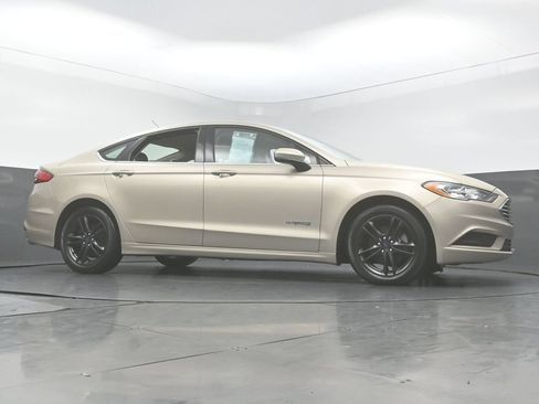 Used 2018 Ford Fusion S FWD image 48