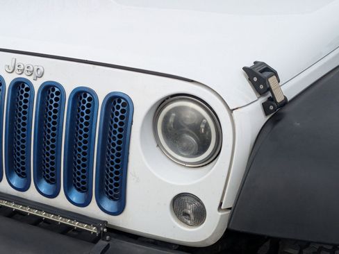 Used 2017 Jeep Wrangler Unlimited Sport w/ Quick Order Package 24S image 12