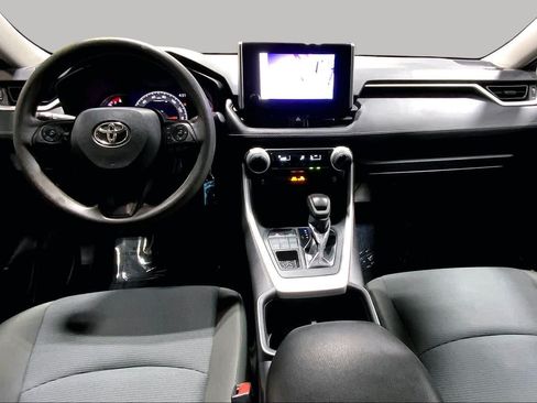 Used 2023 Toyota RAV4 LE AWD/4WD image 16