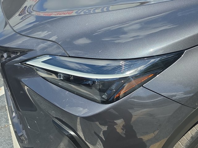 Used 2024 Lexus NX 250 FWD w/ Towing Package (2000 Lbs) image 7