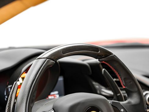 Used 2017 Ferrari 488 GTB RWD image 54