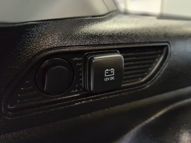 Used 2023 Jeep Grand Cherokee Limited AWD/4WD image 34