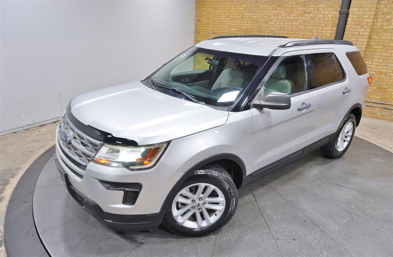 Used 2018 Ford Explorer 4WD image 2