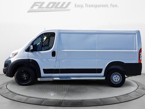 Used 2025 RAM ProMaster 2500 w/ U-Haul Equipment Group FWD image 5