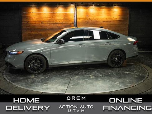 Used 2025 Honda Accord SE image 1
