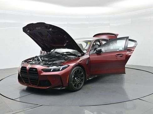 Used 2025 BMW M3 w/ Executive Package image 36