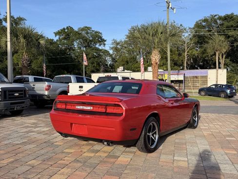 Used 2012 Dodge Challenger SXT Plus RWD image 7