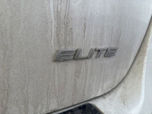 Used 2025 Honda Odyssey Elite image 5