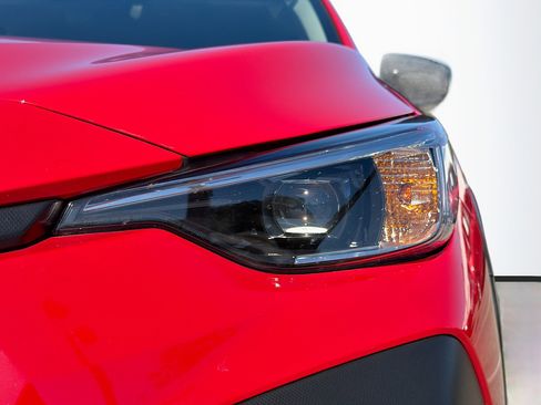 Certified 2025 Subaru Crosstrek 2.0i w/ Crosstrek Mirror Package image 9