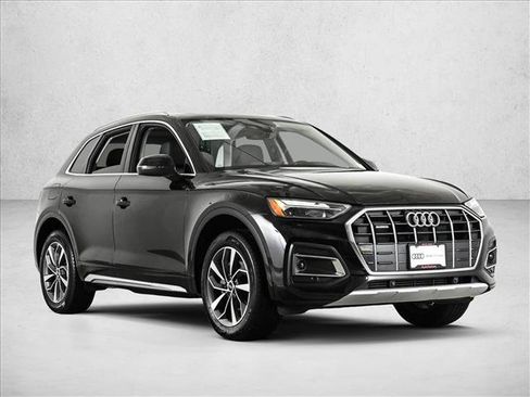 Used 2021 Audi Q5 2.0T Premium w/ Convenience Package AWD/4WD image 3
