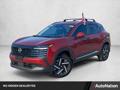 Used 2025 Nissan Kicks SV w/ SV Premium Package FWD image 1