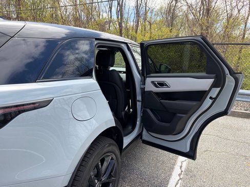 New 2026 Land Rover Range Rover Velar Dynamic SE AWD/4WD image 16