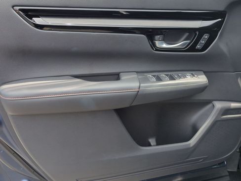 Used 2025 Honda CR-V Sport Touring image 14