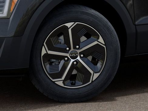 New 2026 Kia Niro LX FWD image 9