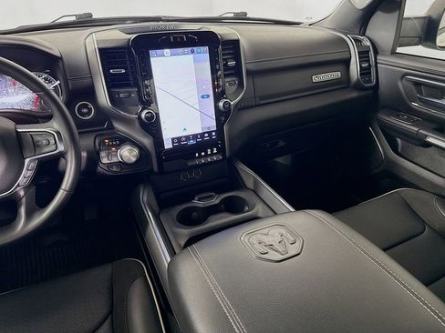Used 2024 RAM 1500 Laramie AWD/4WD image 22