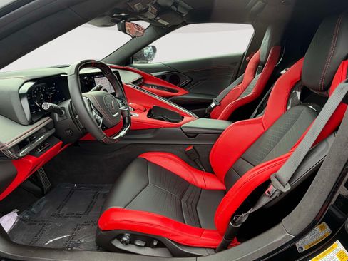 Used 2025 Chevrolet Corvette Z06 RWD image 21