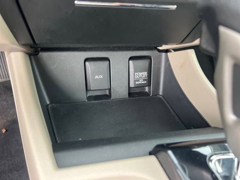 Used 2013 Honda Civic LX image 27