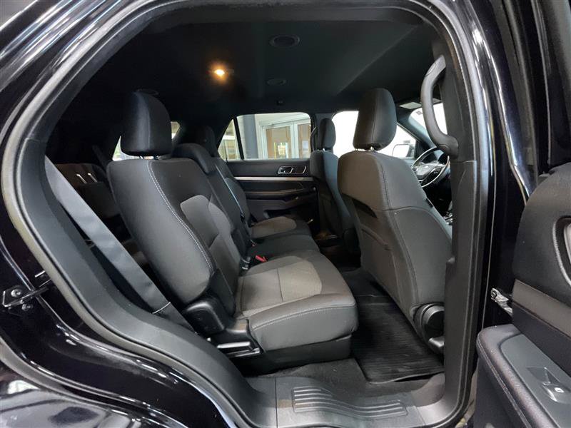 Used 2019 Ford Explorer XLT w/ Equipment Group 201A AWD/4WD image 24