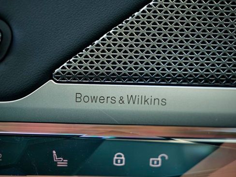 New 2026 BMW 740i w/ Executive Package image 16