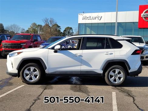 Used 2021 Toyota RAV4 XLE image 2
