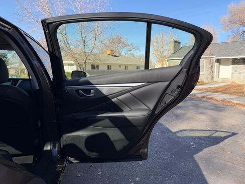 Used 2014 INFINITI Q50 Premium w/ Navigation Package image 38