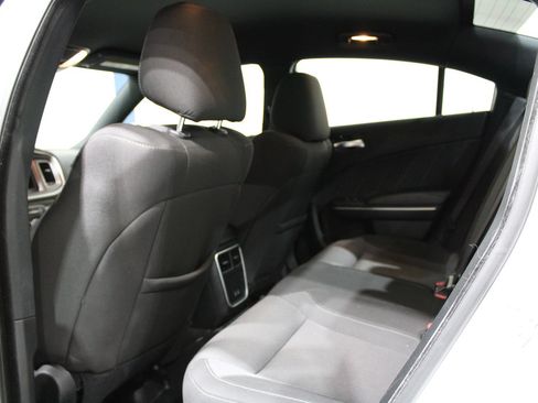 Used 2022 Dodge Charger SXT RWD image 15