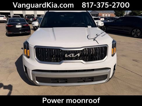 Used 2024 Kia Telluride EX w/ EX Captain's Chair Package FWD image 7