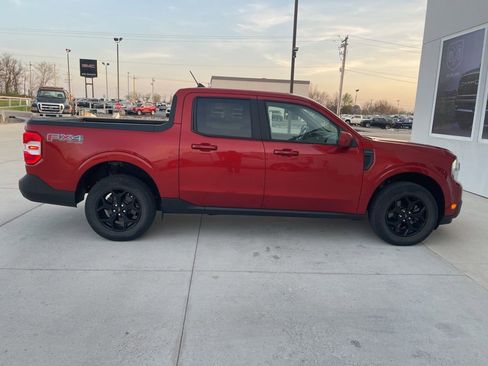 Used 2023 Ford Maverick Lariat w/ Lariat Luxury Package image 8
