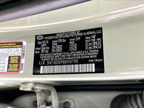 Certified 2025 Hyundai Santa Cruz Limited AWD/4WD image 35