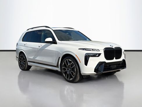 New 2026 BMW X7 xDrive40i w/ Executive Package image 1