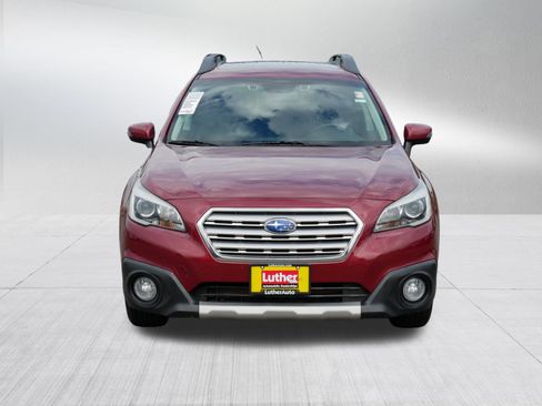 Used 2015 Subaru Outback 3.6R Limited AWD/4WD image 2