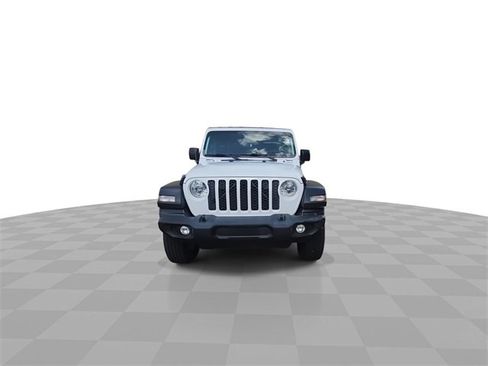 Used 2020 Jeep Gladiator Sport w/ Quick Order Package 24S image 3