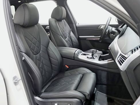Used 2023 BMW X5 xDrive40i w/ M Sport Package AWD/4WD image 27