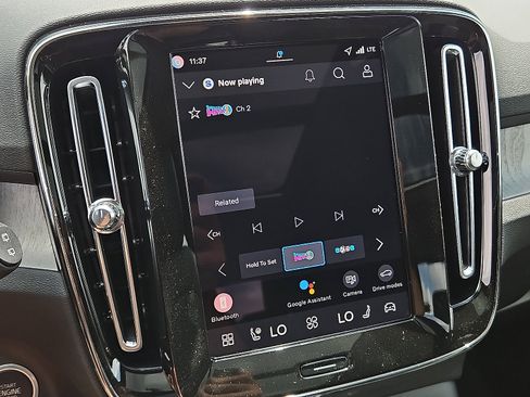 New 2026 Volvo XC40 B5 Plus w/ Protection Package Premier image 16