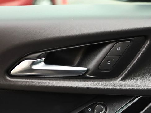 Used 2026 Chevrolet Equinox LT w/ Convenience Package II image 11