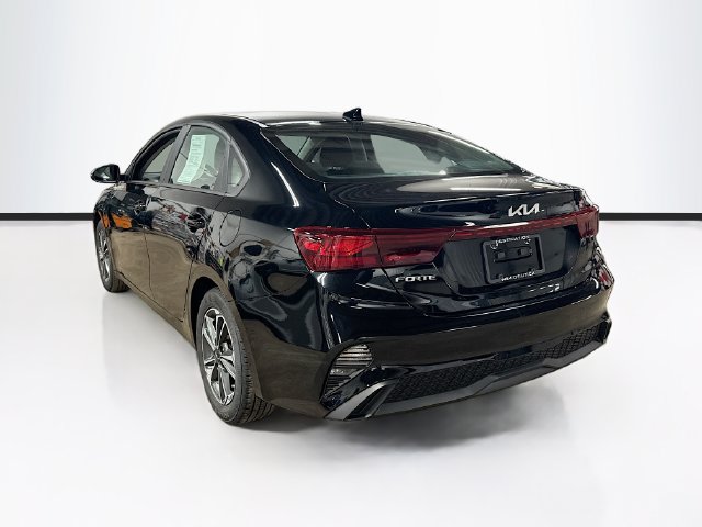 Certified 2023 Kia Forte LXS w/ LXS Technology Package FWD image 5